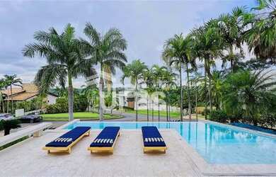 Imagem 2: Sobrado no Alphaville Ipês