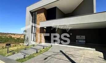 Imagem 2: Casa á venda no Jardins Bolonha