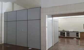 Imagem 4: Ponto comercial/Loja/Box para aluguel possui 400 metros quadrados com 5 quartos