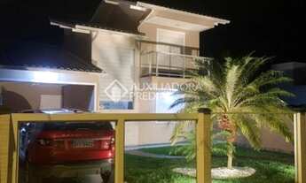 Imagem 2: FLORIANóPOLIS - Casa Padrão - Campeche