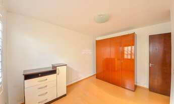 Imagem 2: Casa para venda possui 88 metros quadrados com 2 quartos em Alto Boqueirão - Curitiba - PR