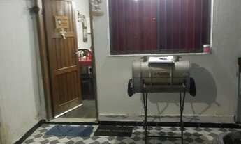 Imagem: 2 quartos com quintal e garagem no bairro