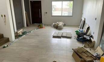 Imagem 2: Casa à venda no bairro Centro - Garopaba/SC