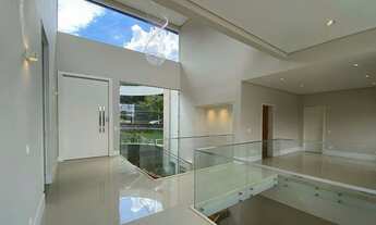 Imagem 3: Casa de condomínio para venda tem 733 metros quadrados com 5 quartos em Granja Viana II