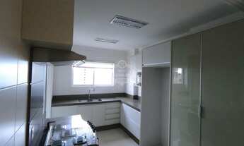 Imagem 5: GIGANTE NO CORAÇÃO DA MEIA PRAIA