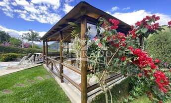 Imagem 7: Charmosa casa para venda em Itaipava, Petrópolis/RJ, com área externa e 5 suítes