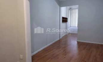 Imagem 7: Apartamento com dois quartos , na Rua Gago Coutinho - Laranjeiras - Rio de Janeiro/RJ
