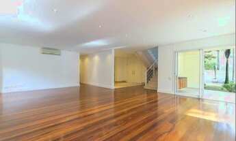 Imagem 6: Linda casa de condomínio, sendo sobrado para locação e venda com 710 metros, 04 dormitório