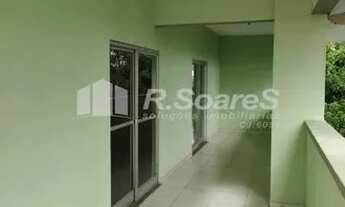 Imagem 5: OTIMO APARTAMENTO COM DOIS QUARTOS DEP. COMPLETAS , VARANDA