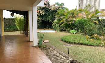 Imagem 5: Casa para aluguel e venda possui 300 m²