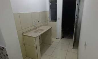 Imagem 2: Alugo casa com 3 cômodos + garagem