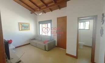 Imagem 2: AMPLA - 210M² - EXCELENTE LOCALIZAÇÃO - PISCINA - CHURRASQUEIRA - QUINTAL