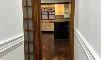 Imagem 4: Sobrado com 3 (suítes), 6 vagas, 228 m² - venda por R$ 900.000 ou aluguel por R$ 3.878/mês