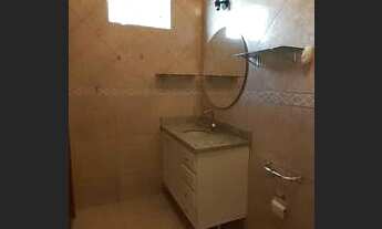 Imagem 5: Casa para Locação em Uberlândia, Jardim Patrícia, 4 dormitórios, 2 suítes, 3 banheiros, 2