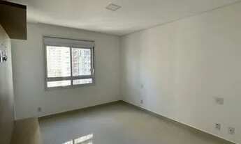 Imagem 3: Apartamento para aluguel e venda possui 247 metros quadrados com 4 quartos