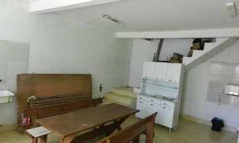 Imagem 2: Casa para Venda - 174.44m², 2 dormitórios, 8 vagas - Cecília