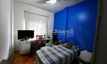 Imagem 5: Apartamento três quartos, sendo um suíte, varanda e vaga em Botafogo