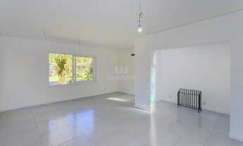 Imagem 4: Casa Reformada com 3 dormitórios, bairro IPANEMA