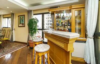 Imagem 2: Apartamento para venda tem 139 metros quadrados com 3 quartos