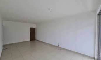 Imagem 2: Apartamento com 4 quartos em 132m² com 1 vaga de garagem