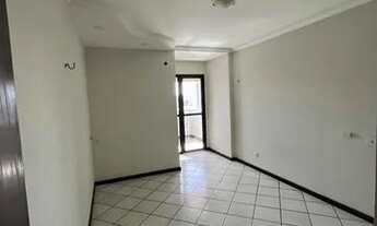 Imagem 6: Apartamento para aluguel possui 220 metros quadrados com 4 quartos em Lagoa Nova - Natal