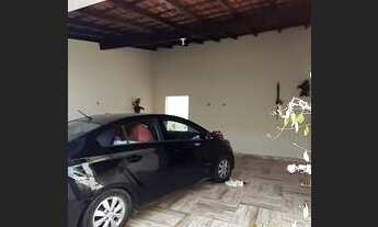 Imagem 4: Casa para Locação em Uberlândia, Jardim Patrícia, 4 dormitórios, 2 suítes, 3 banheiros, 2