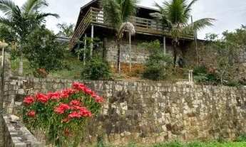 Imagem 2: Casa rústica mista com terreno amplo e chácara. Casa com 03 dormitórios sendo 01 suíte, os