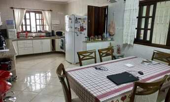 Imagem 4: Sobrado para venda com 175 metros quadrados com 3 quartos