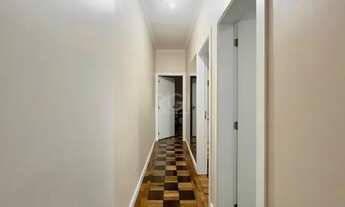 Imagem 7: Apartamento 85m² - 3 dormitórios, sacada, churrasqueira no bairro Cidade Baixa