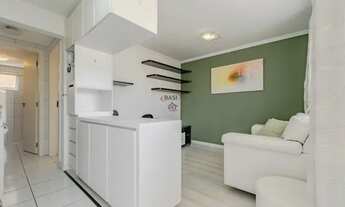 Imagem 2: CURITIBA - Apartamento Padrão - Água Verde