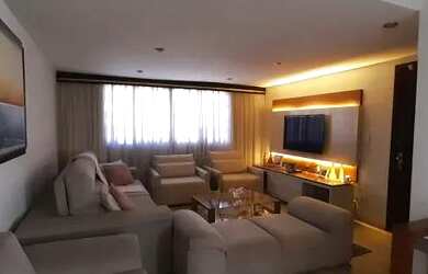 Imagem 4: Casa para venda com 576 metros quadrados com 5 quartos em Boa Vista - Curitiba - PR