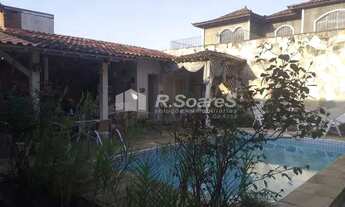 Imagem: Casa com 3 quartos em Sulacap, Rua Eduardo