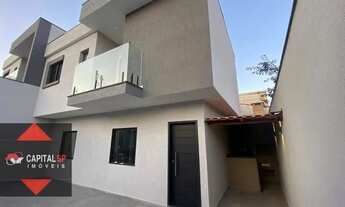 Imagem 2: Sobrado frontal à venda, 03 dormitórios sendo 01 suíte, 03 vagas, 350 metros do metrô Penh