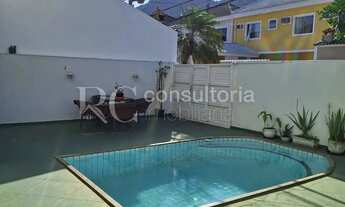 Imagem 2: Linda Casa em Condomínio à Venda em Vargem Pequena, Rio de Janeiro - 3 quartos, 1 suíte, 1