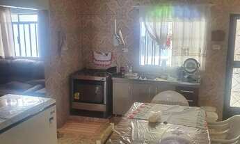 Imagem 3: Casa à venda em Maringá, Parque Residencial Tuiuti, com 4 quartos, com 200 m²