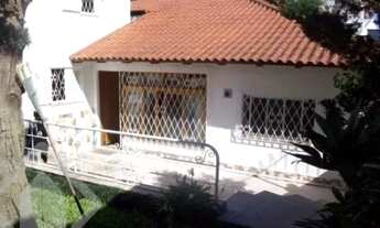 Imagem 4: Casa residencial à venda no bairro São João com 4 dormitórios/quartos e 212 m² de área úti