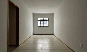 Imagem: 2 quartos com vaga no Centro para venda