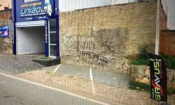 Imagem 2: Casa para Venda em Caetité, Mulungo, 6 dormitórios, 2 banheiros, 3 vagas