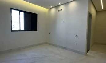 Imagem 2: Casa com piscina no condomínio villa segura!