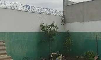 Imagem 6: Área comercial Quarto com aluguel por R$1.000 /mês