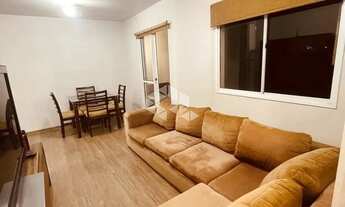 Imagem 2: Apartamento de 2 dormitórios e 1 vaga de garagem, no bairro Humaitá, em Porto Alegre