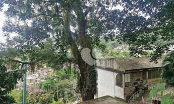 Imagem 4: Casa em Santa Teresa, 9 dormitórios, 1 suíte, 4 banheiros, 4 vagas de garagem, vista panor