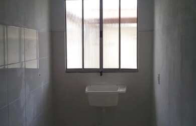 Imagem 2: Prédio com 4 apartamentos morada do contorno Resende