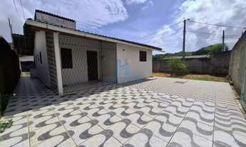 Imagem 4: Casa para Locação no Bairro Pitimbu - Excelente Localização e Amplo Espaço