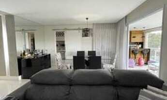 Imagem 8: OPORTUNIDADE: Apartamento à venda com 162 m² com 4 dormitórios sendo 2 suítes, 3 vagas de