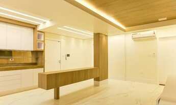 Imagem 2: LOFT COM 02 DORMITÓRIOS SENDO 01 SUÍTE 130 M², TÉRREO, COZINHA EQUIPADA COMPLETA, ALTO PAD