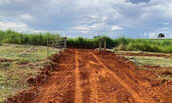 Imagem: Chácaras de 2 mil Mt há 40 km de Goiânia