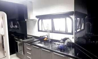 Imagem 3: Apartamento para venda possui 162 metros quadrados com 4 quartos