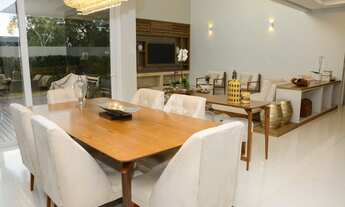 Imagem 6: Casa para venda tem 381 metros quadrados com 4 quartos em Jurerê Internacional - Florianóp