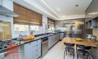 Imagem 7: APTO EM MOEMA, 4 SUÍTES, 3 VAGAS, LAZER E LOCALIZAÇÃO EXCELENTES